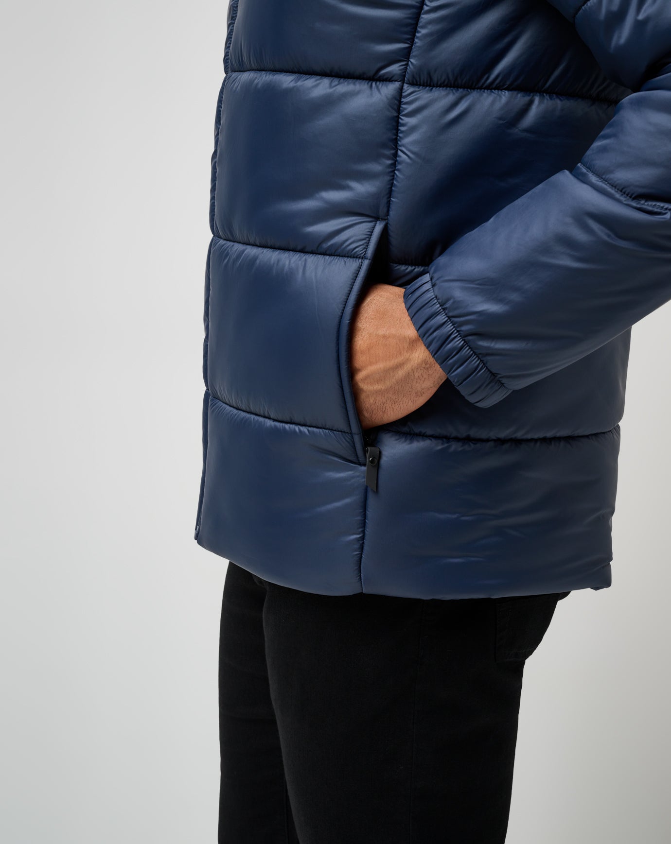 Aves Tech Puffer Jacket - Image 6