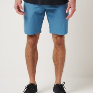 Wanderlust Short 9In