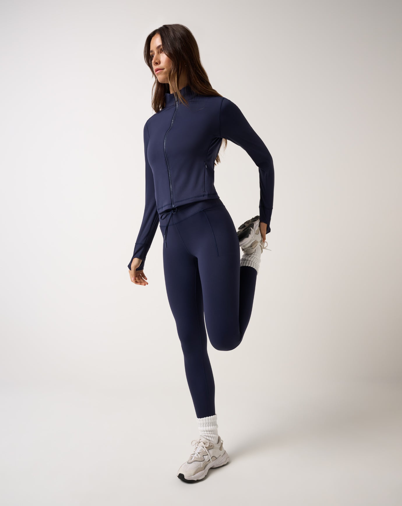 Moveknit Full Zip 2.0 - Image 6