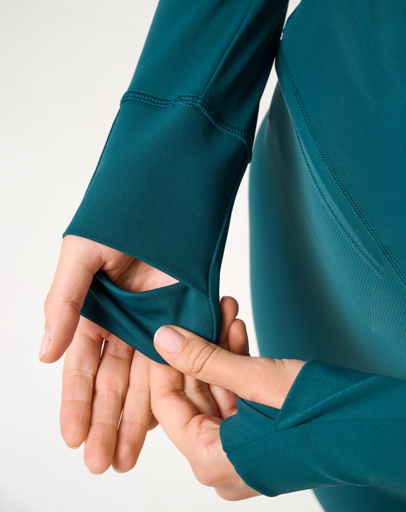 Moveknit Full Zip 3.0 - Image 5
