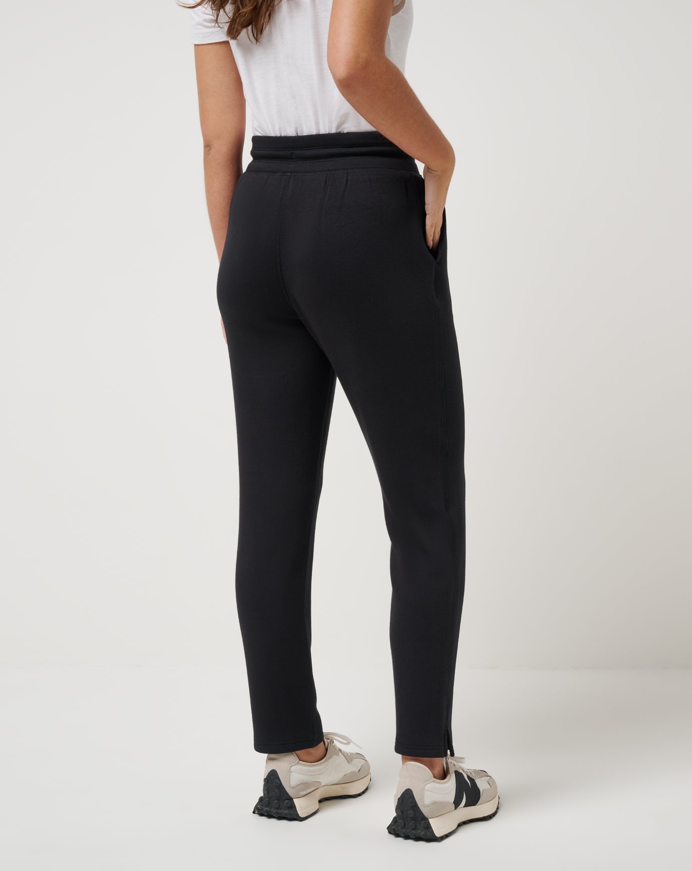 Skyloft Soft Ankle Pant - Image 2